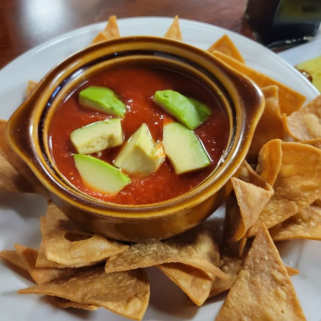 Chips & Salsa.